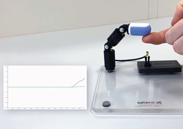 Capacitive silicone force sensor SXTSC by Sateco makes gripping safe and dexterous